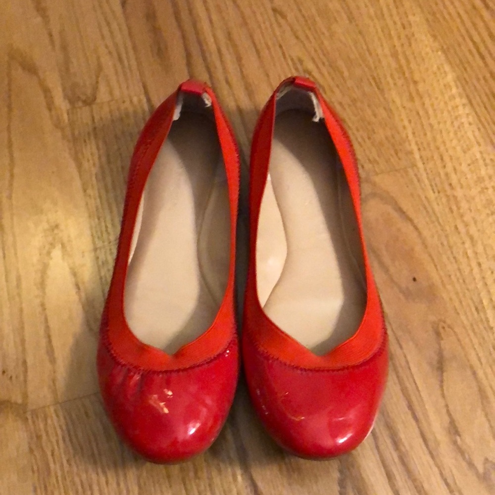 Red patent flats